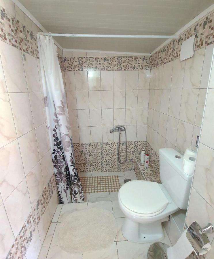 G-George Apartments By The Sea And Airport Liádha 외부 사진