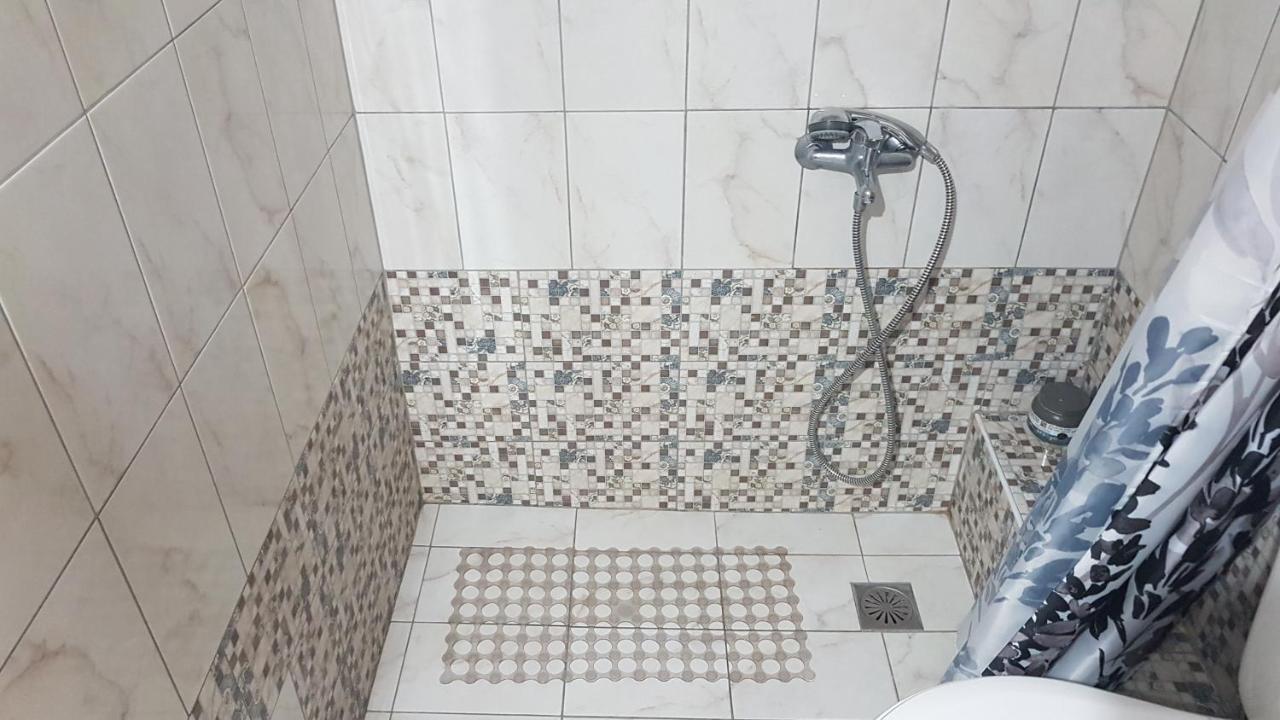 G-George Apartments By The Sea And Airport Liádha 외부 사진